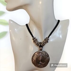Unisex Spiral Armor Shield Pendant Metal Beaded Rope Baddie Necklace